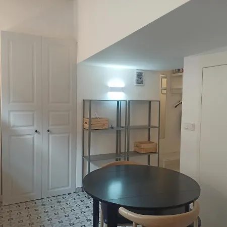 Gates Of Dawn In Old Town Apartment Vilnius